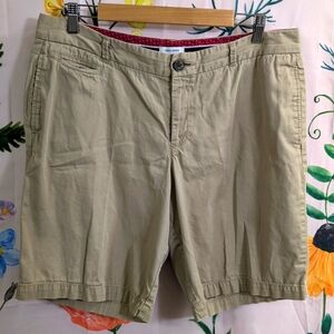 Dockers low-rise slightly curvy shorts